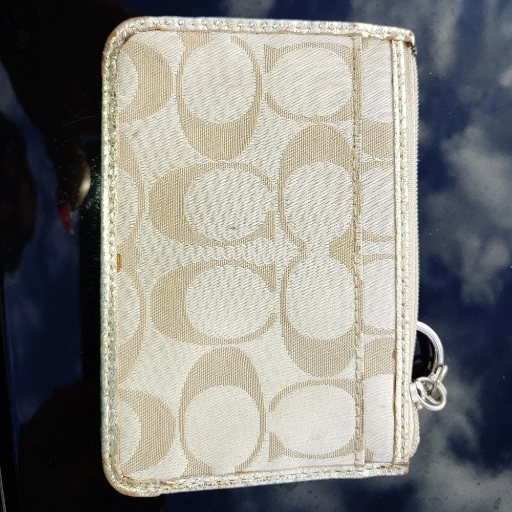COACH AUTHENTIC SIGNATURE C and LEATHER WALLET